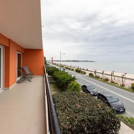 Apartament La Perriniere Face *