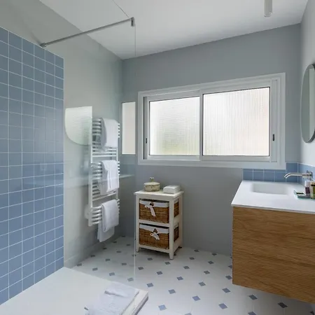 La Perriniere Face *